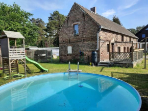 Urlaub in der alten Remise mit großem Garten zwischen See und Wald, Bestensee